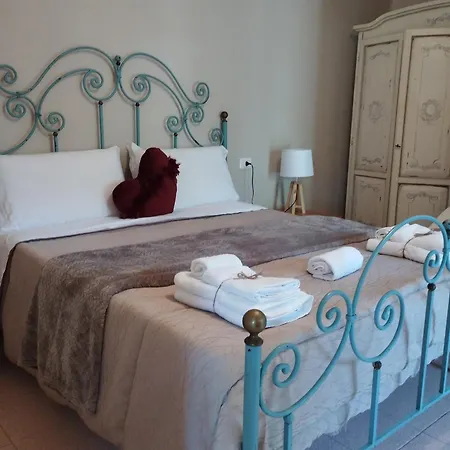 Petalo Rosso Bed & Breakfast *